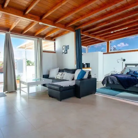 Arecas Loft Villa *